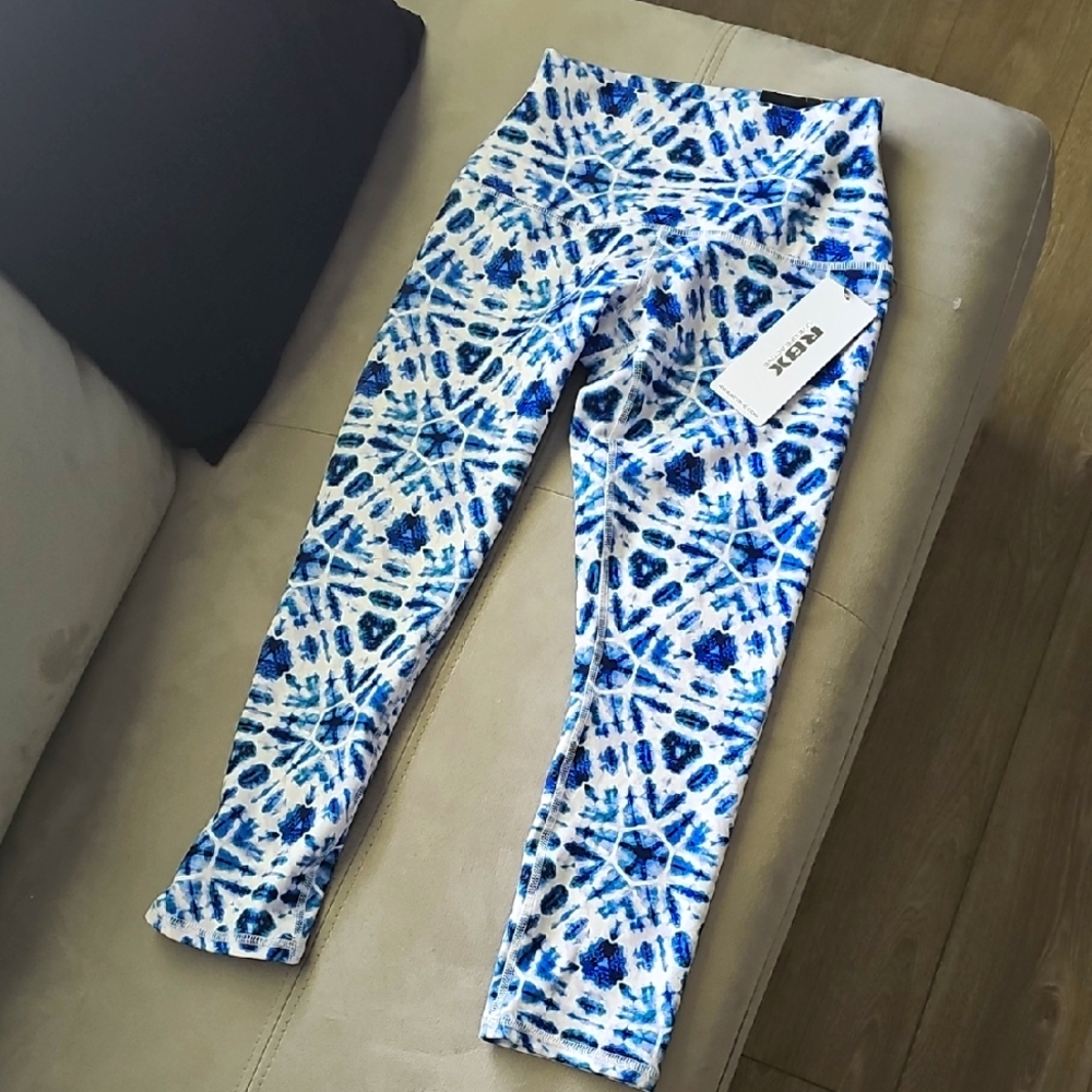 NWT RBX Blue and White Geometric Leggings